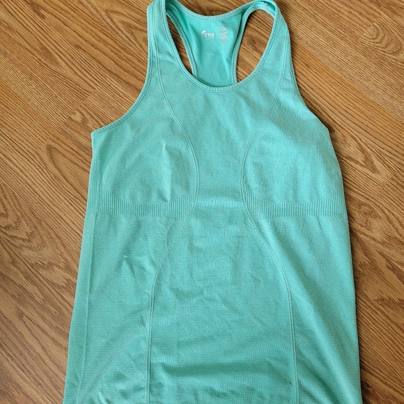 2/$35 NWOT Zyia tank top - Picture 1 of 2